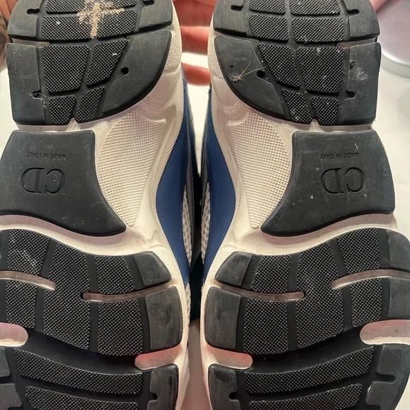 Lightly used Dior women’s sneaker - Picture 2 of 6